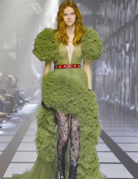 Vestiti Autunno Inverno 2022 2023: le tendenze della sfilata Gucci